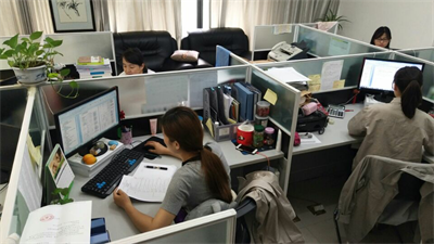 紫電公司訂單穩(wěn)重帶增，生產(chǎn)銷售一片繁忙